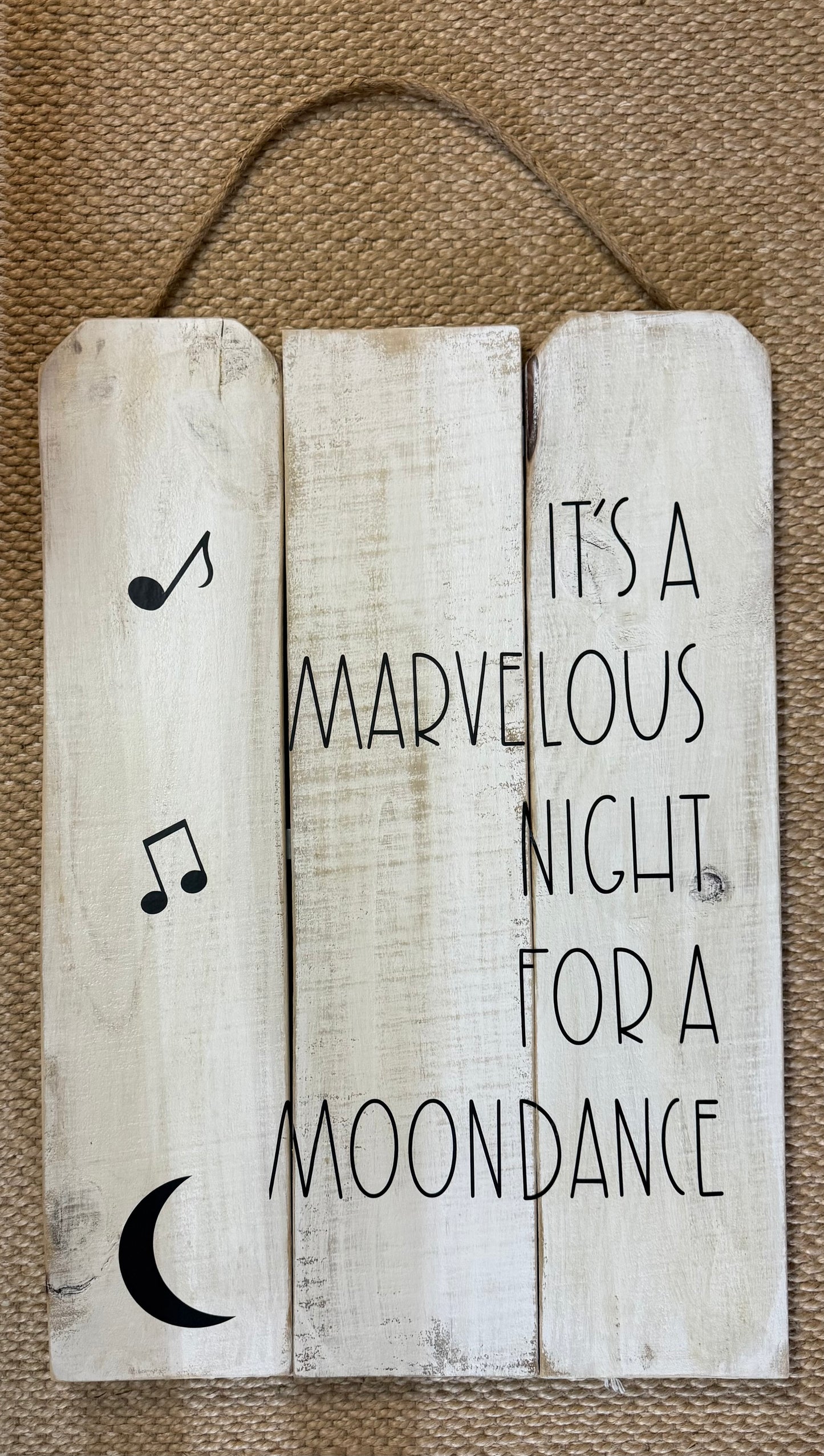 Moon dance